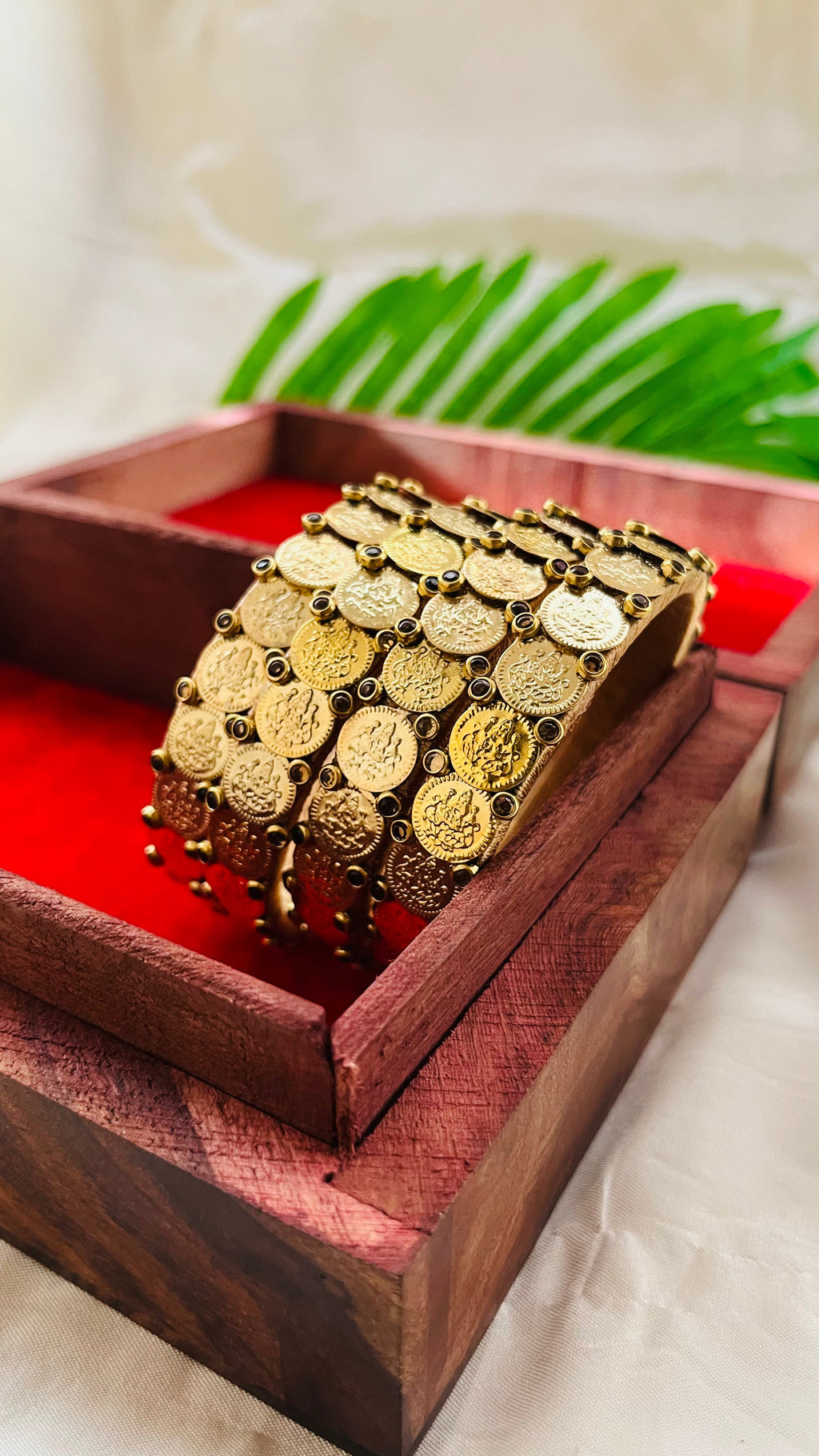 VIHANTH HANDMADE GOLD COIN BANGLE VH009