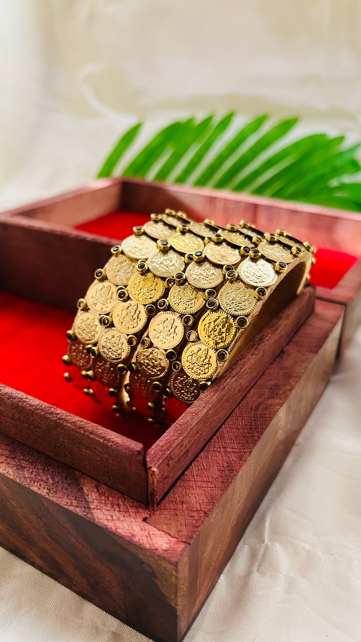 VIHANTH HANDMADE GOLD COIN BANGLE VH009