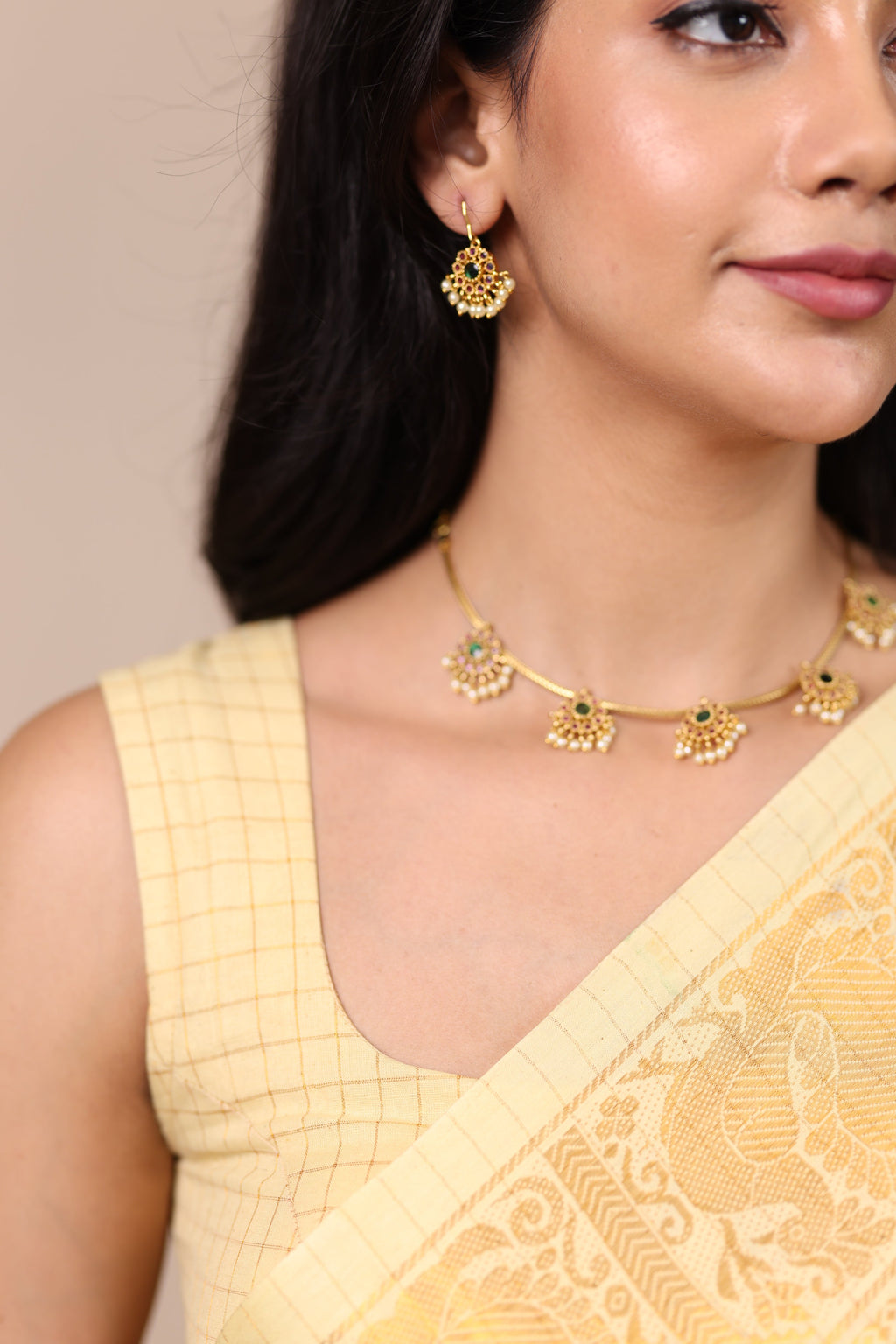 Azura Pearl Drop choker