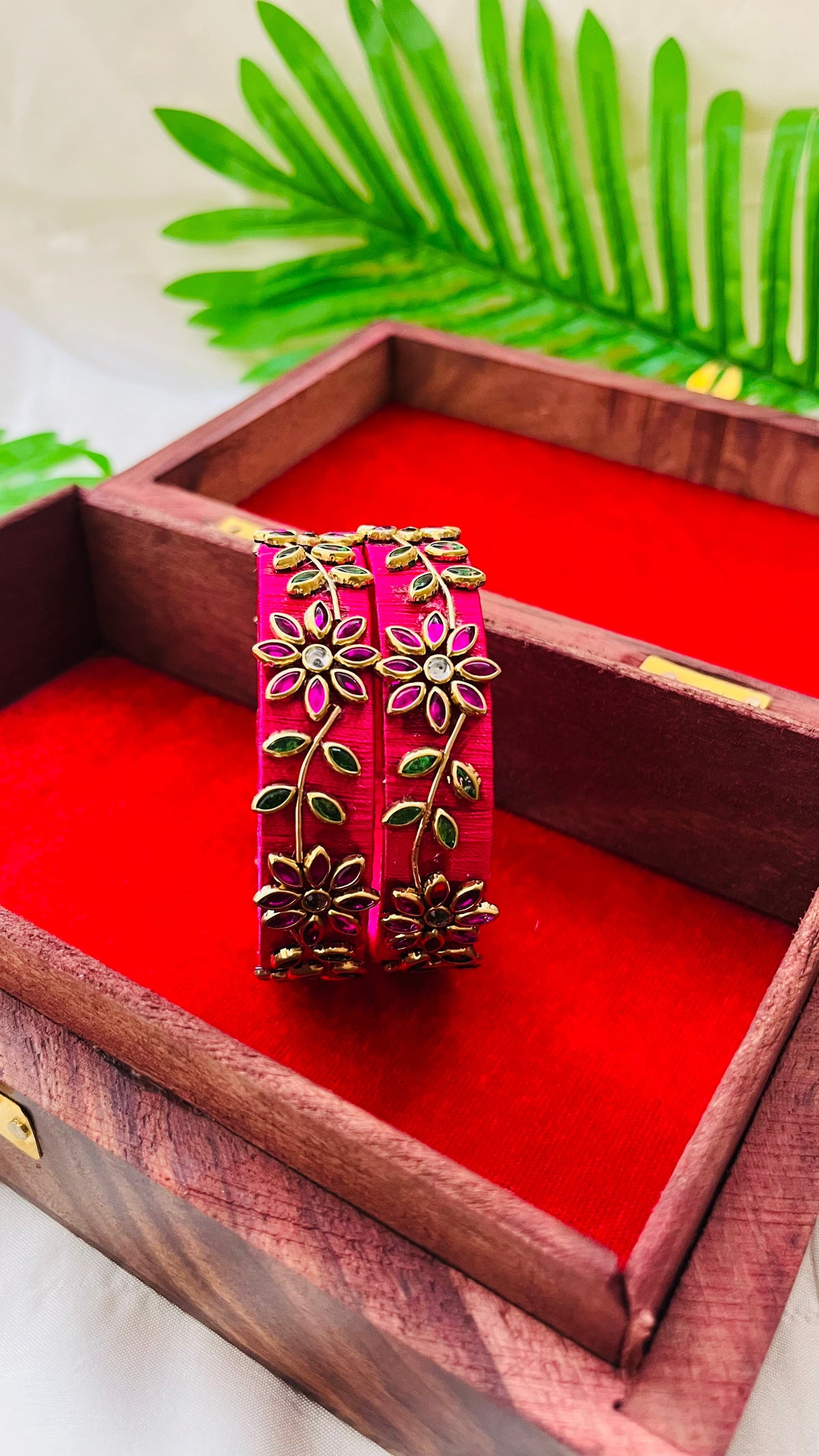VIHANTH HANDMADE PINK AND GREEN KUNDAN BANGLE VH005
