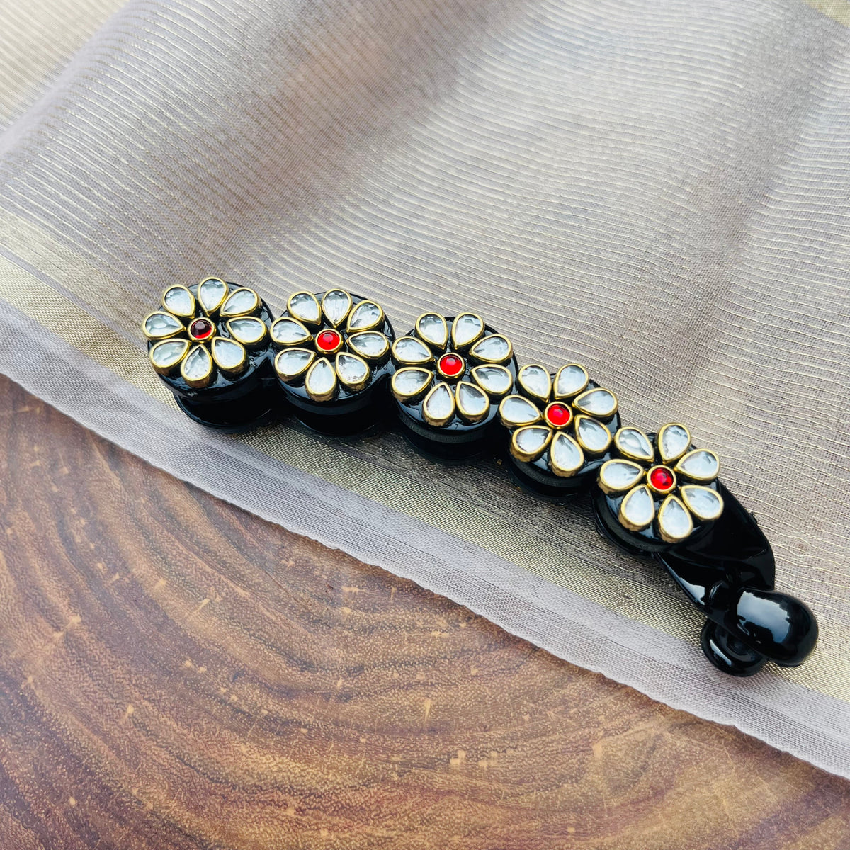 VH Handmade White tear drop kundan Banana clip