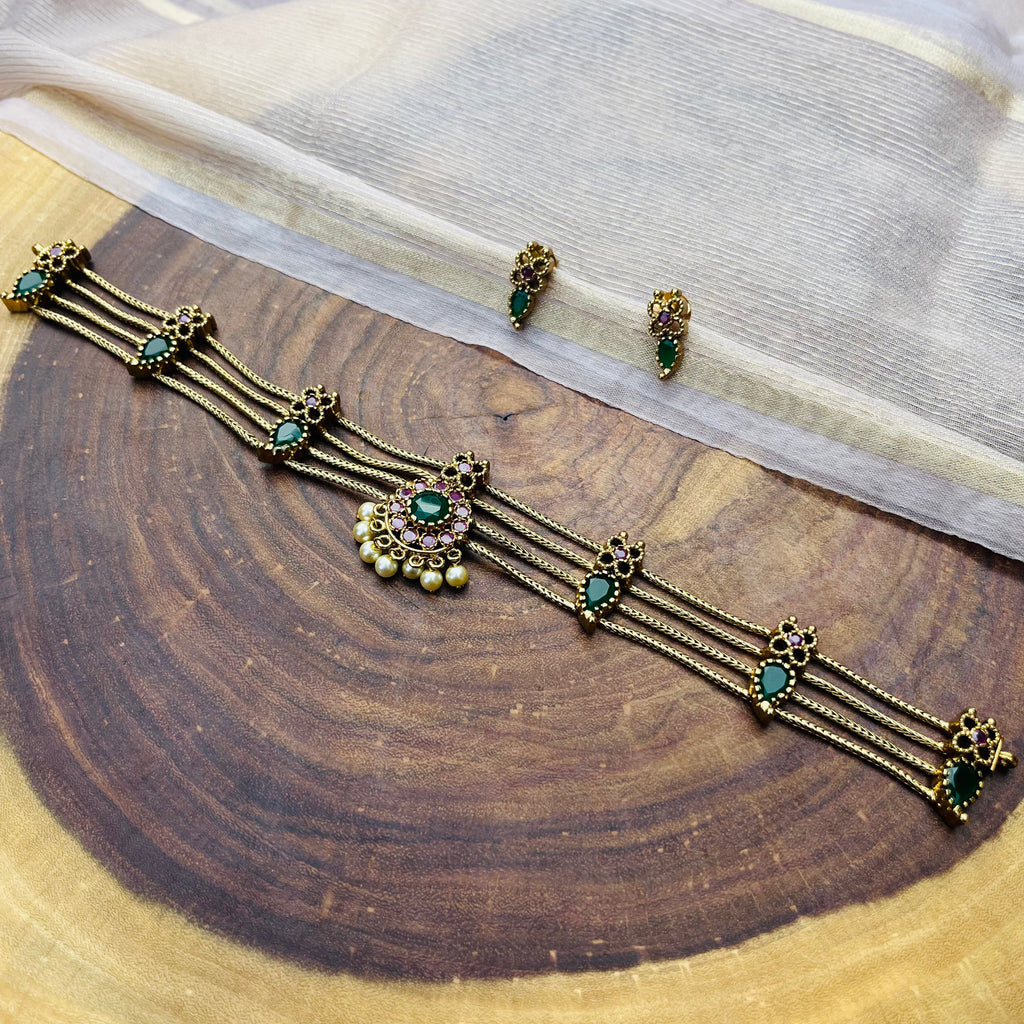 VH Antique Kemp stone palakka choker