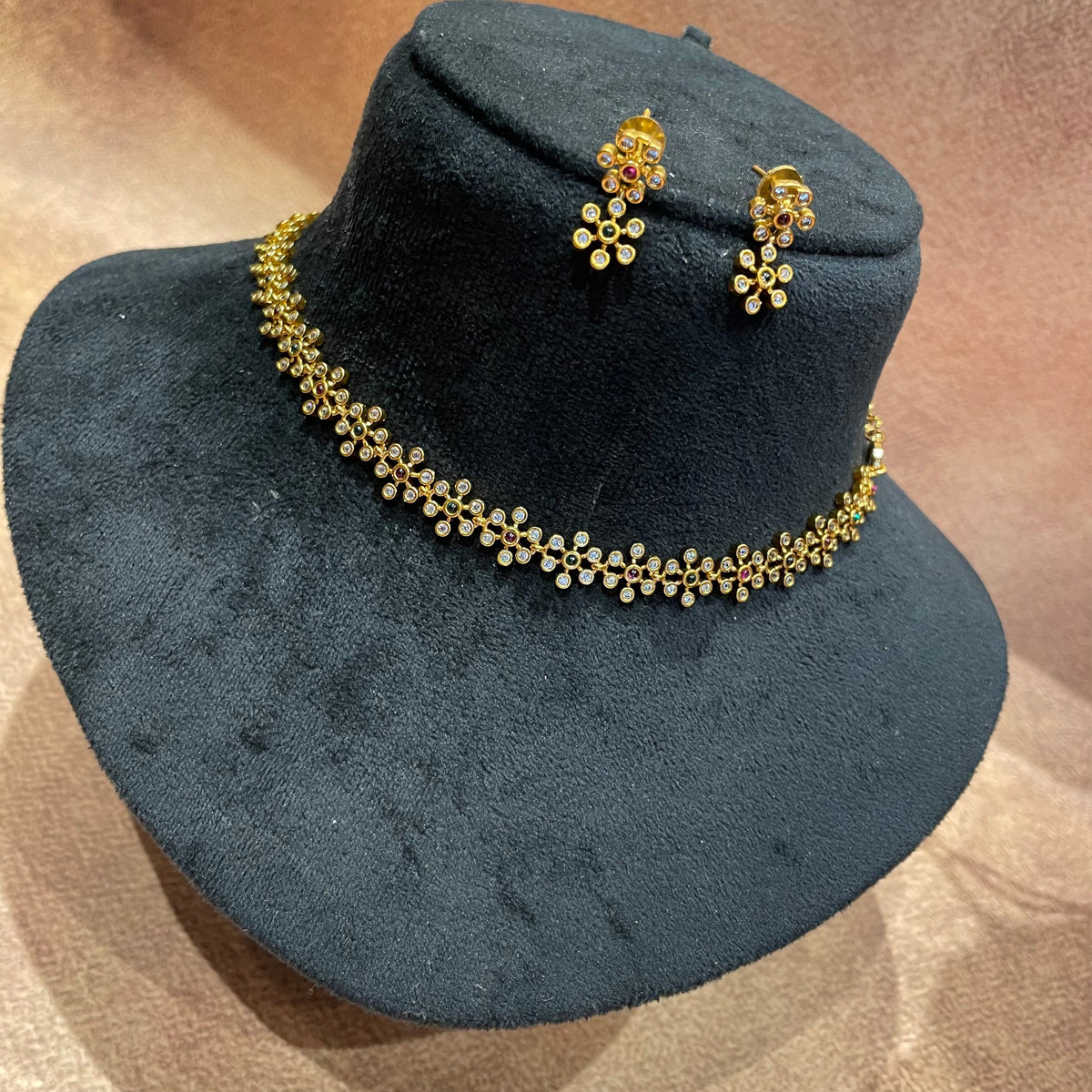Varnika multicolour necklace