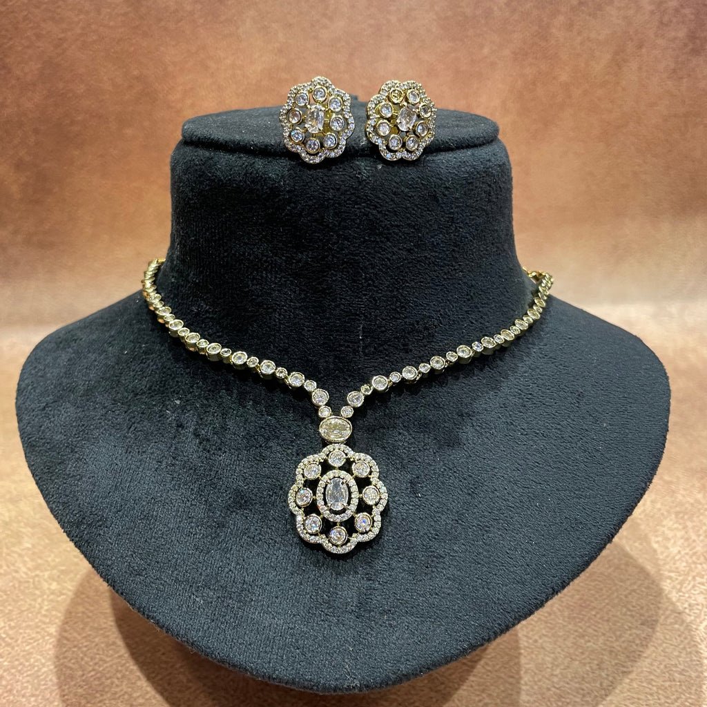 AD White Necklace