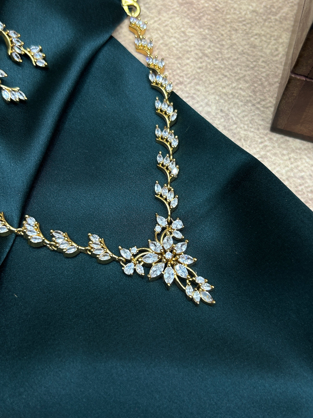 Flower Pendant Gold Toned Necklace Set