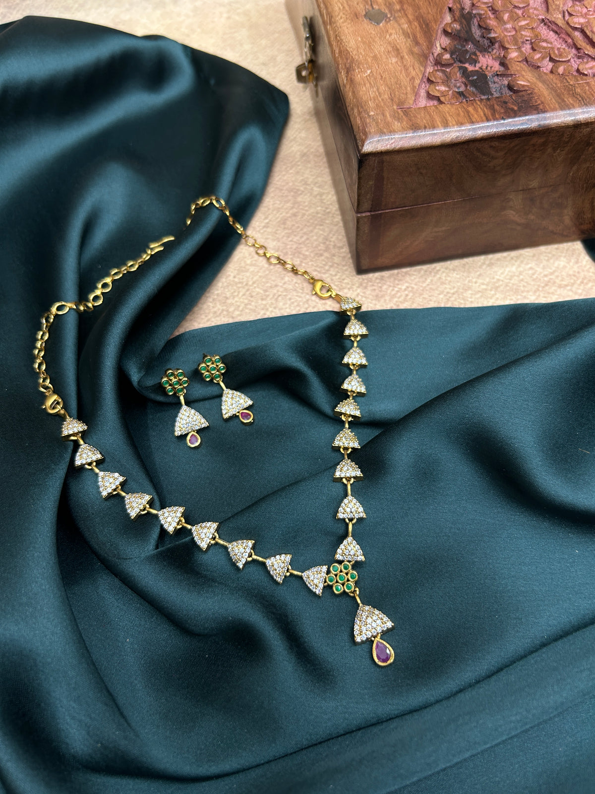 Triangle Drop AD Necklace Set