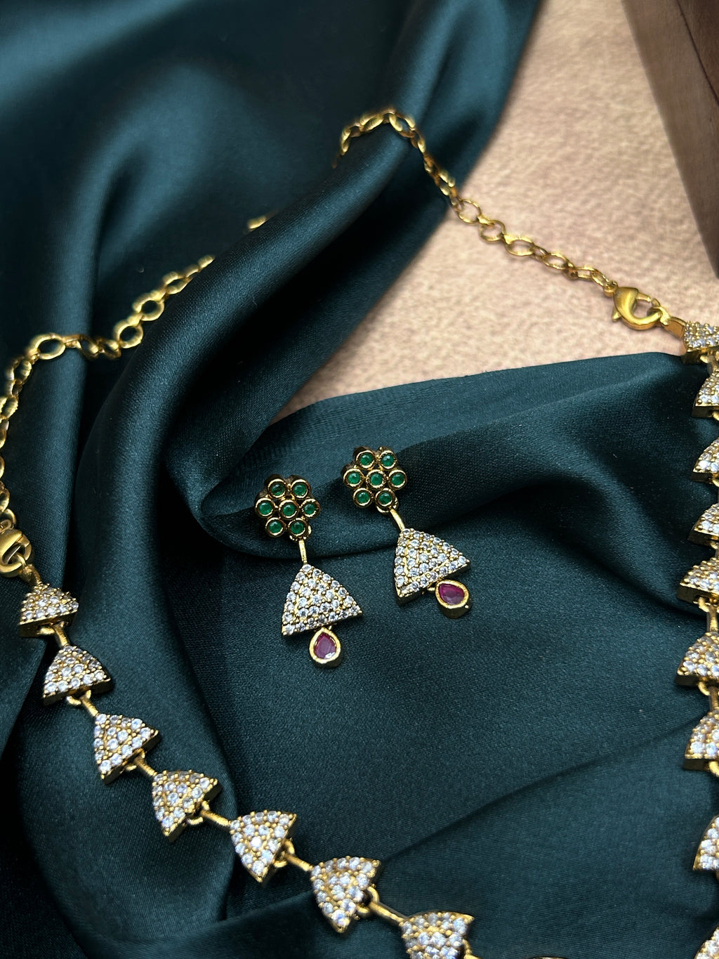 Triangle Drop AD Necklace Set