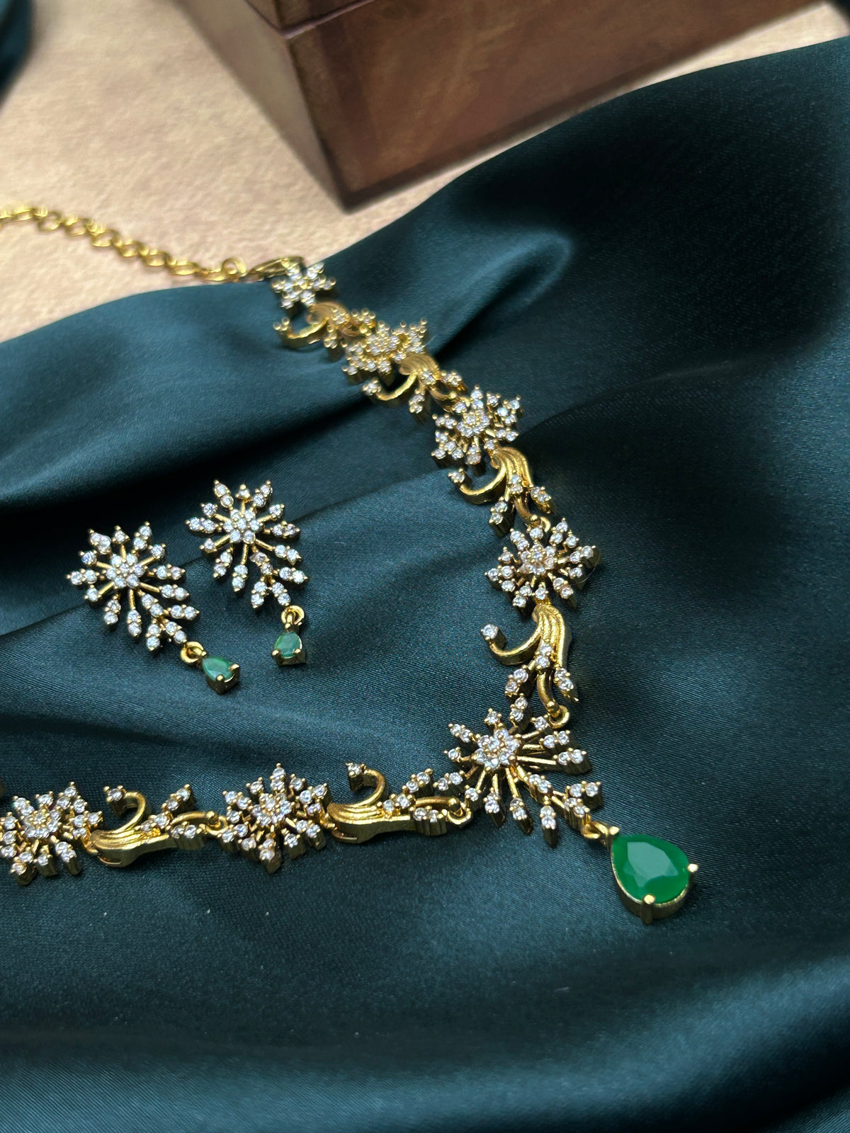 Emerald Accented Gold Toned Necklace Set