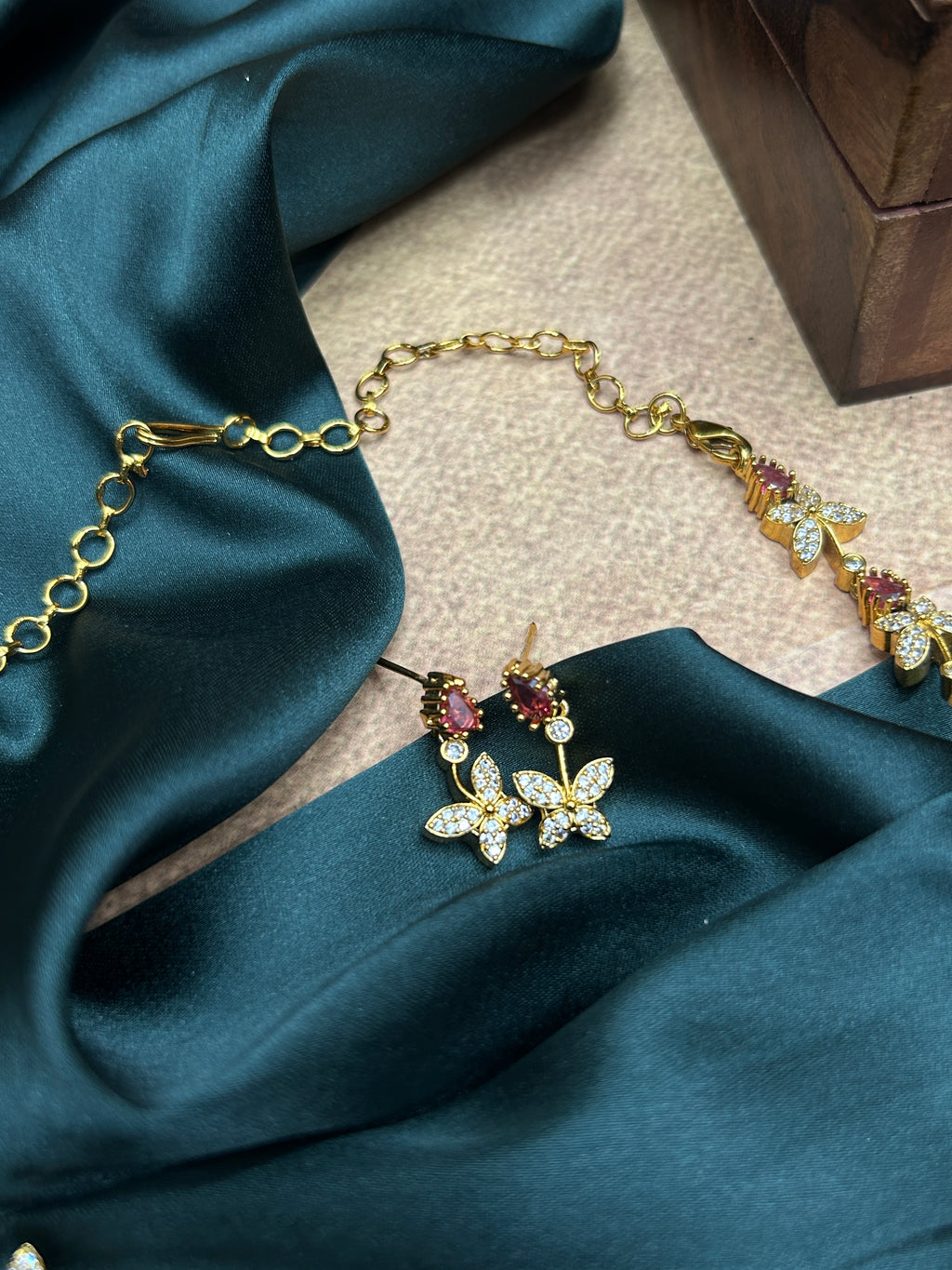 Butterfly Motif AD Necklace Set