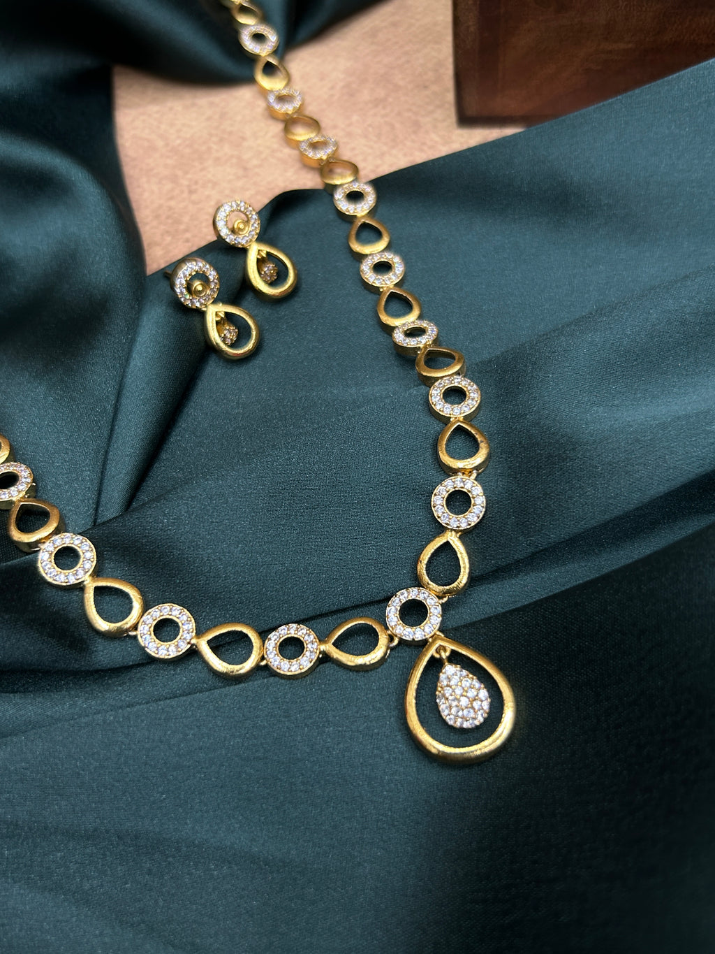 Golden Loop Pendant Necklace
