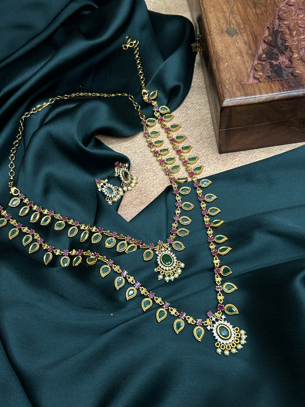 Classic Green Leaf Long Palakka Mala Set
