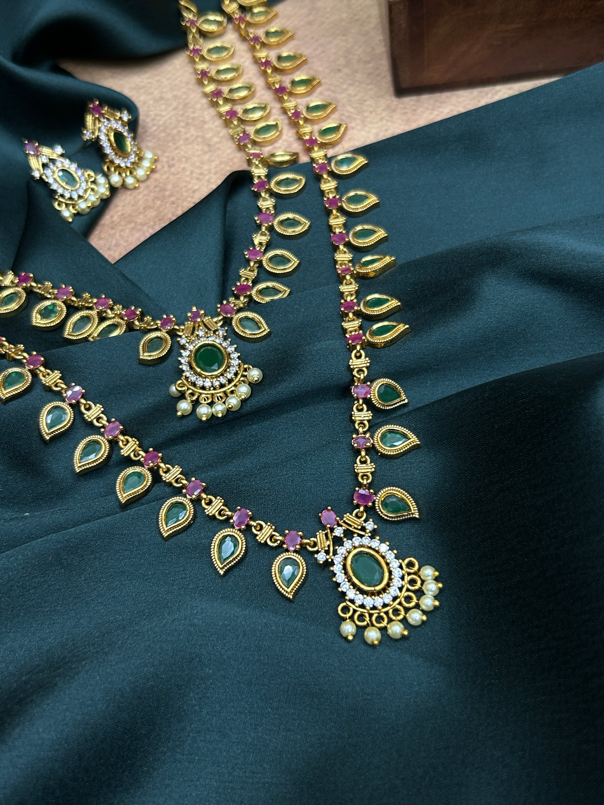 Classic Green Leaf Long Palakka Mala Set