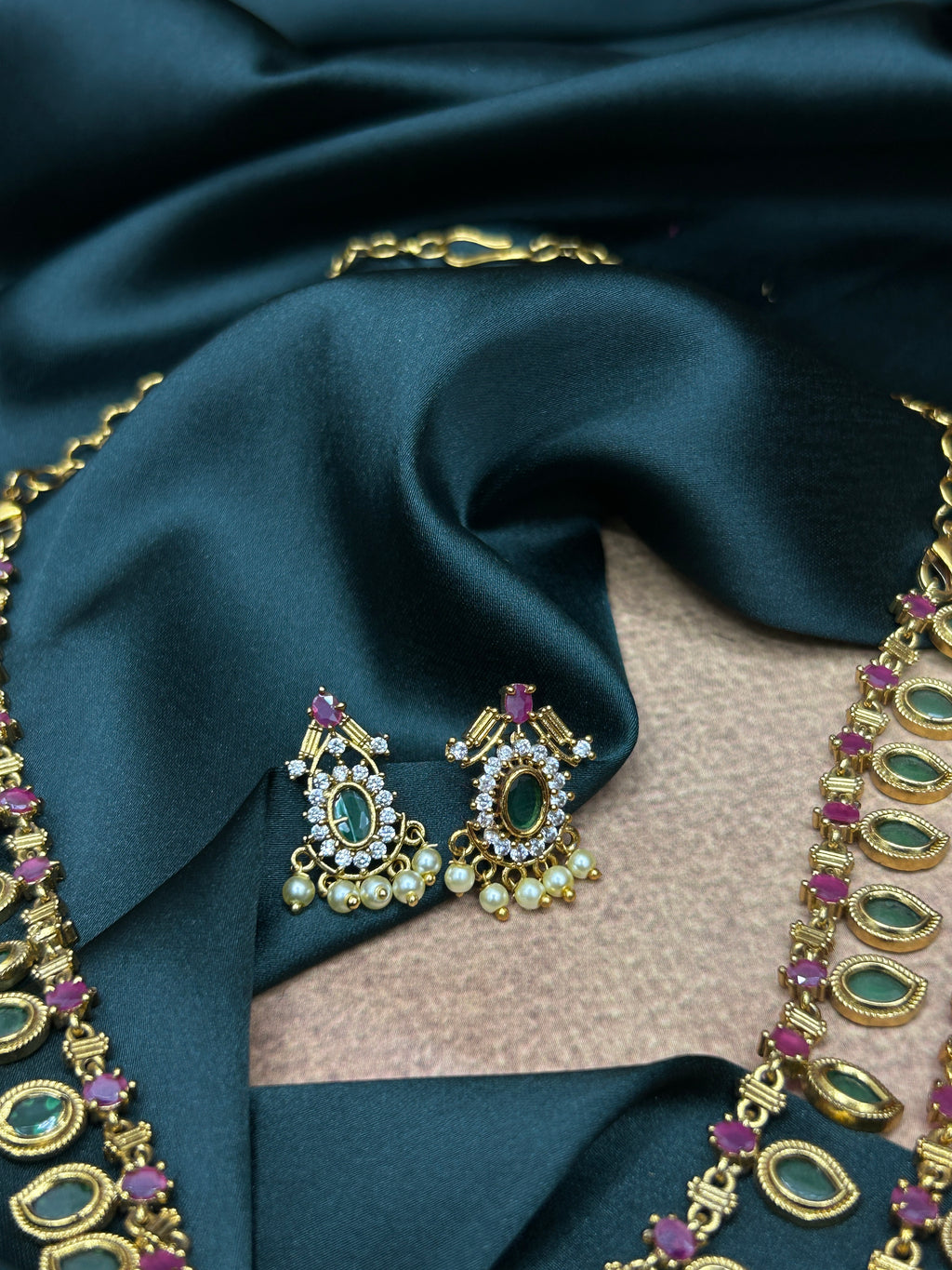 Classic Green Leaf Long Palakka Mala Set