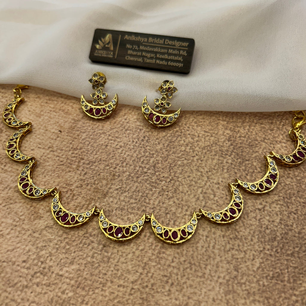 Chandini Half moon necklace