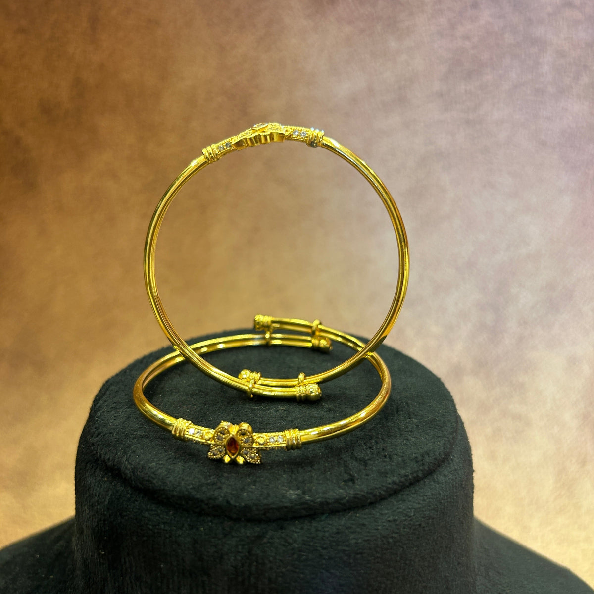 Emery Adjustable bangle