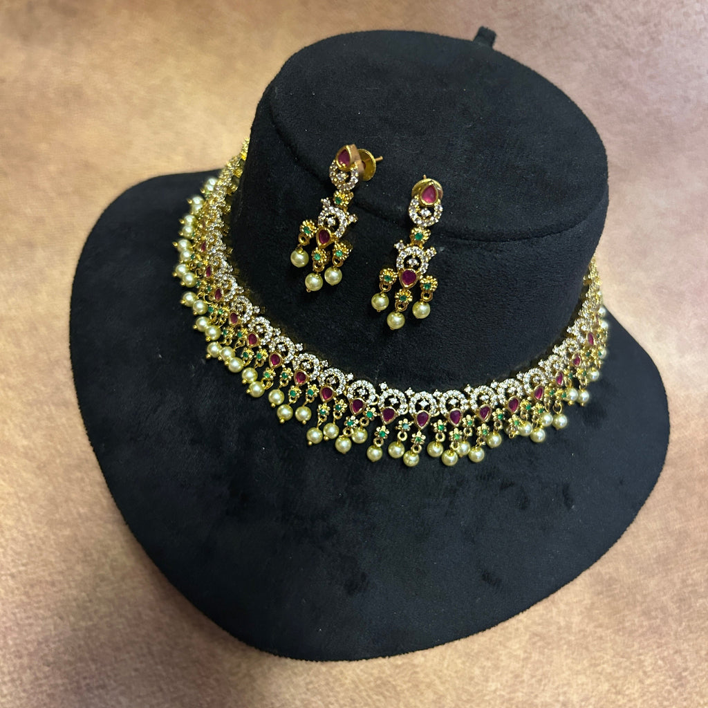 Thilagam pearl necklace