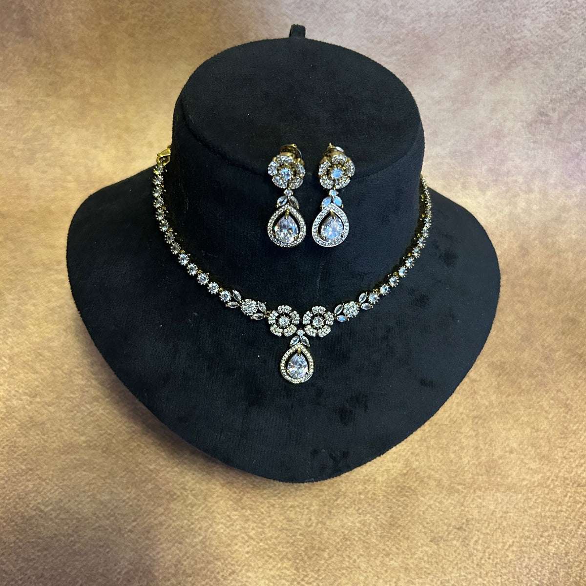 AD floral necklace
