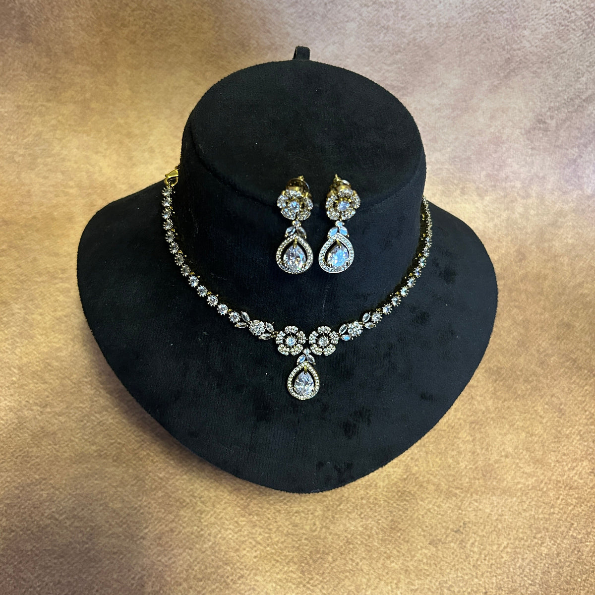 AD floral necklace
