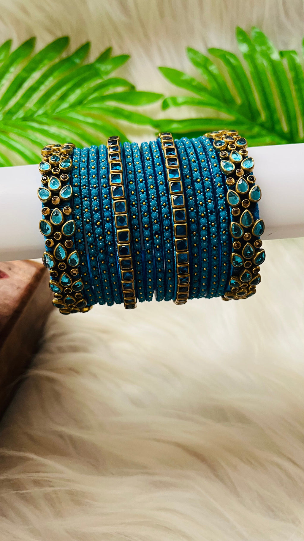 VIHANTH HANDMADE PEACOCK BLUE GLASS BANGLE AND PEACOCK BLUE GOLD KUNDAN BANGLE VH033
