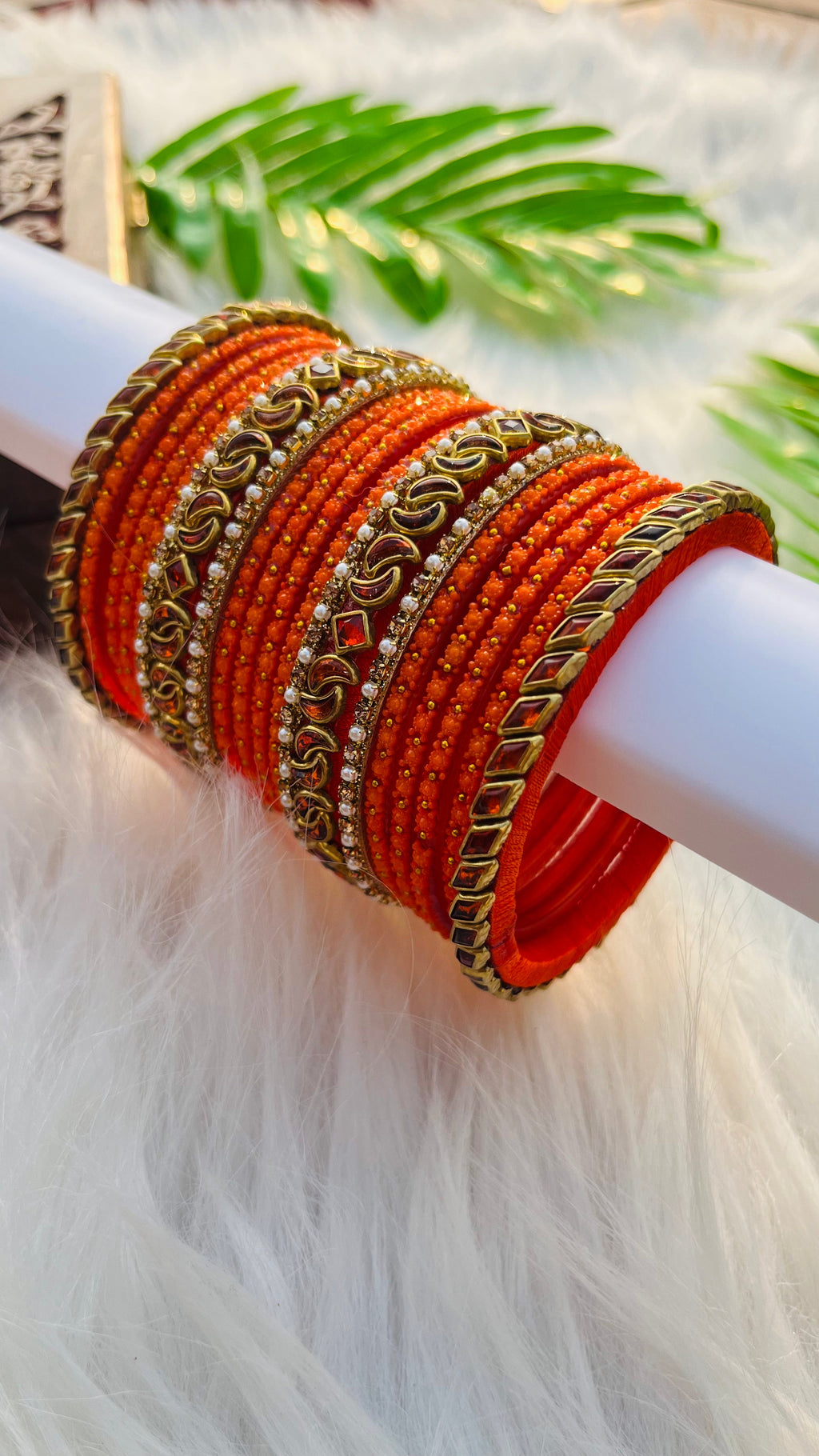 VIHANTH HANDMADE ORANGE KUNDAN AND ORANGE GLASS BANGLE GOLD WHITE PEARL BANGLE VH037