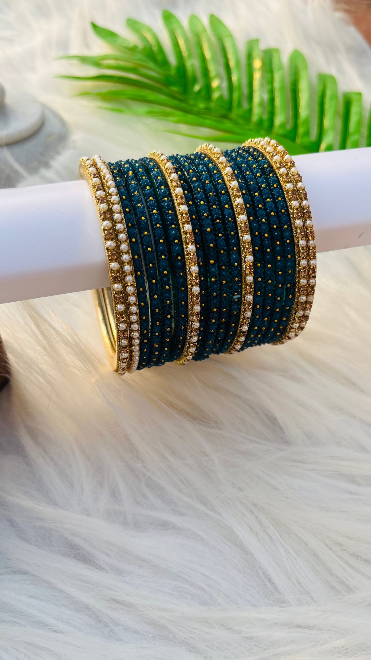 VIHANTH PEACOCK GLASS BANGLE AND GOLD WHITE PEARL METAL BANGLE VH038