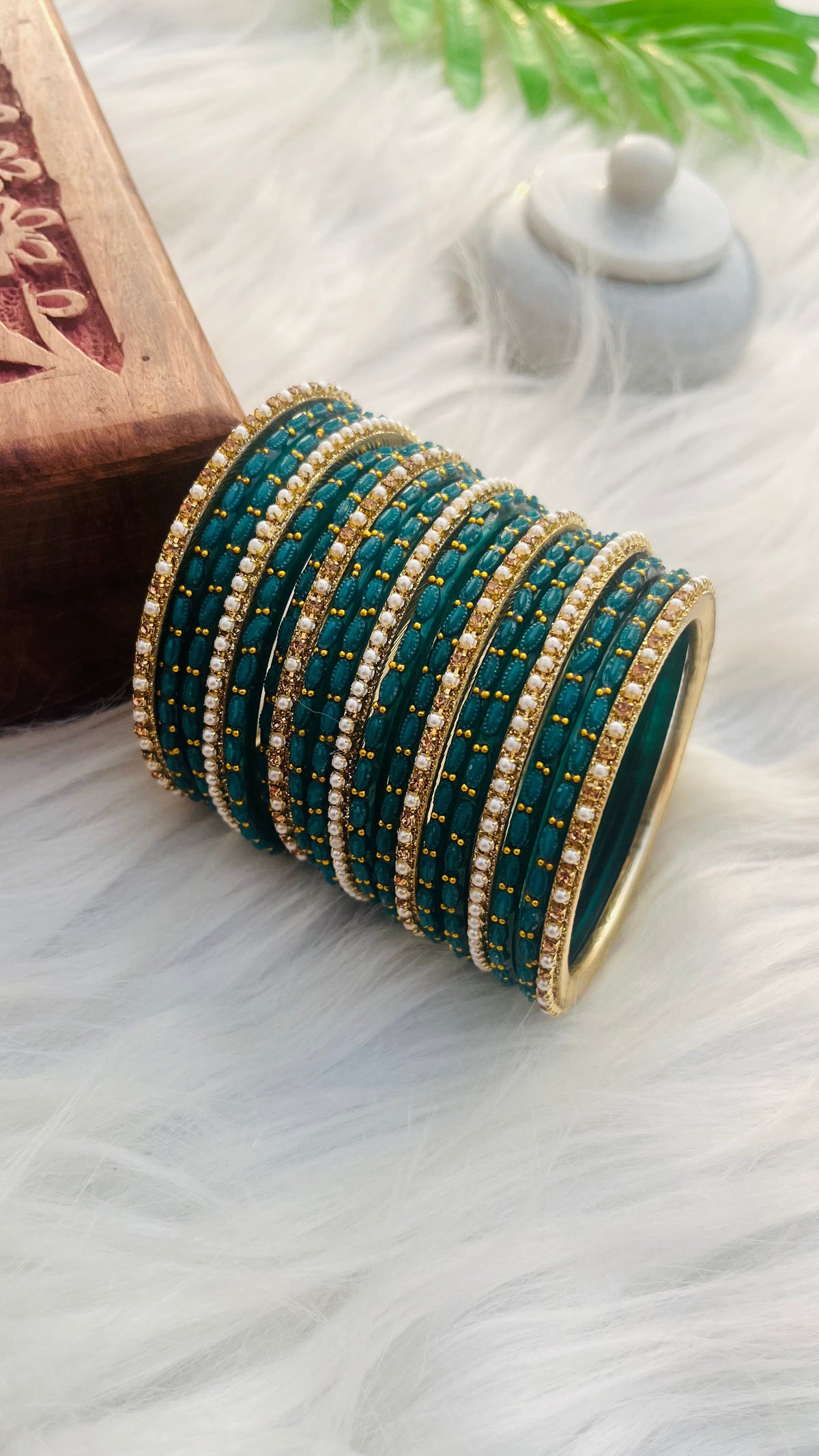 VIHANTH GREEN GLASS BANGLE AND GOLD PEARL METAL BANGLE VH043