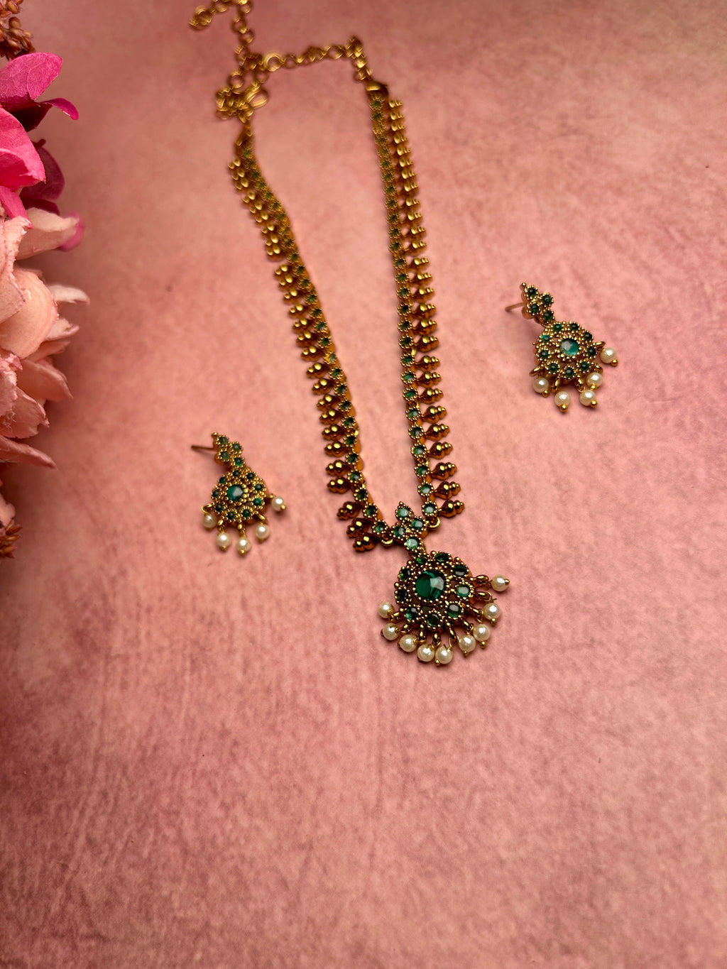 Antique Green Attigai Set
