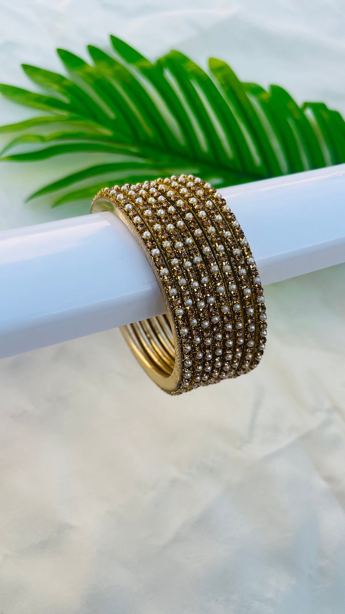 VIHANTH GOLD STONE AND WHITE PEARL METAL BANGLE VH059