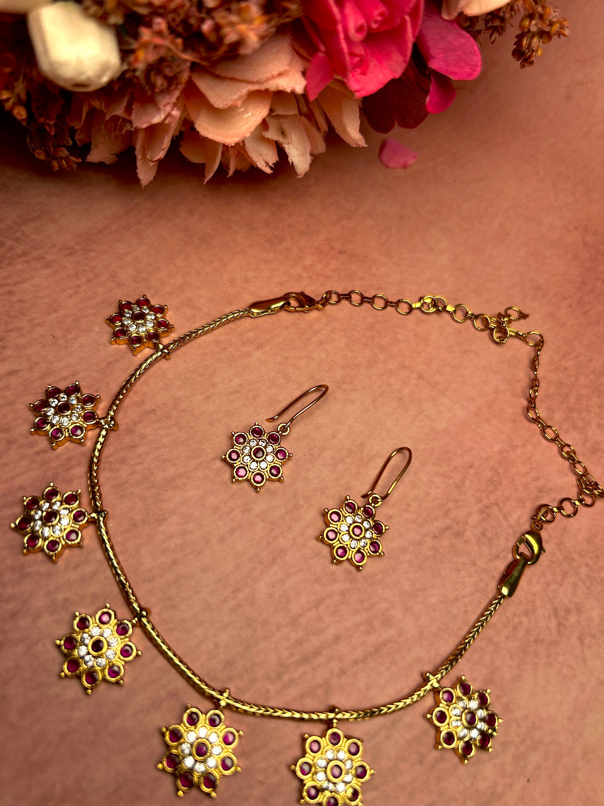 Antique Kemp Floral Necklace Set