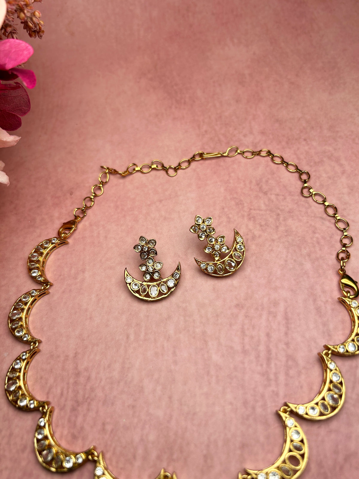 Crescent White Necklace Set