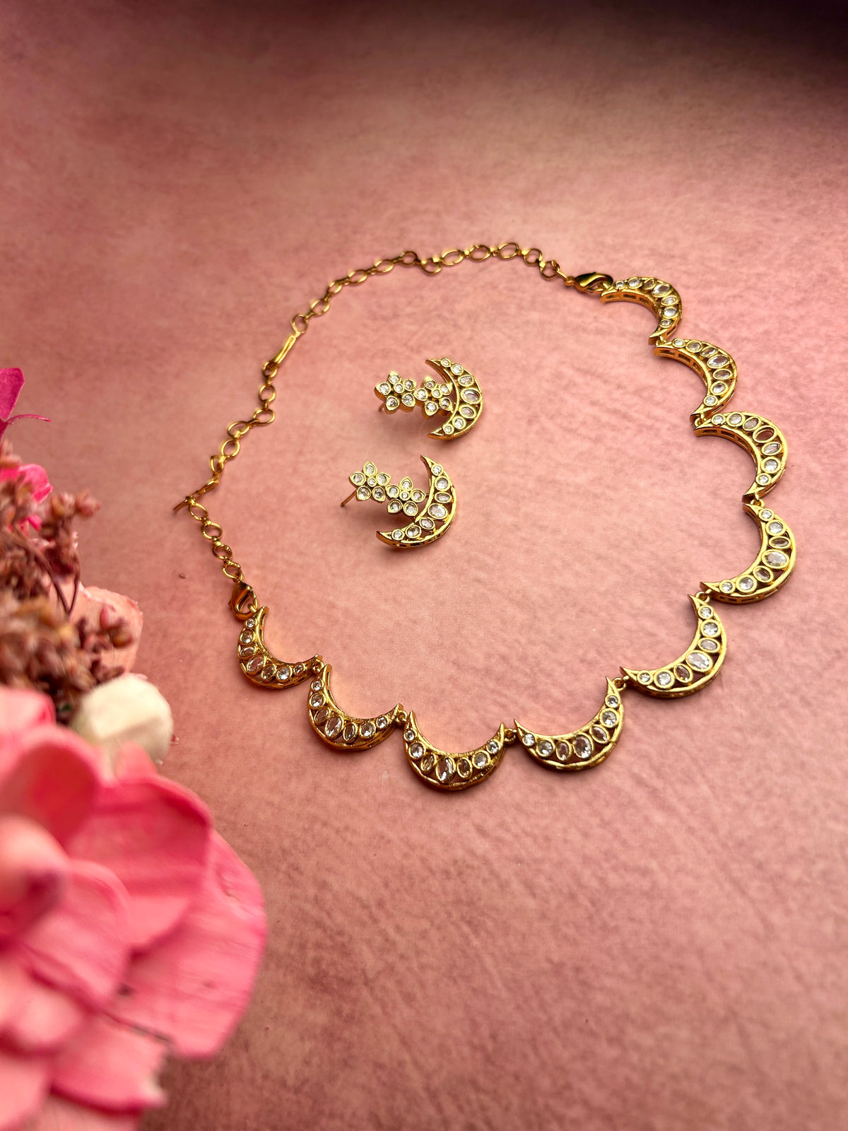 Crescent White Necklace Set