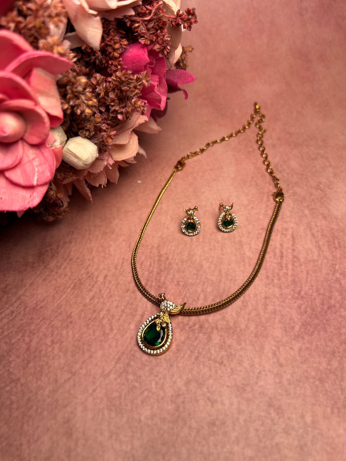 Emerald Pendant Necklace set