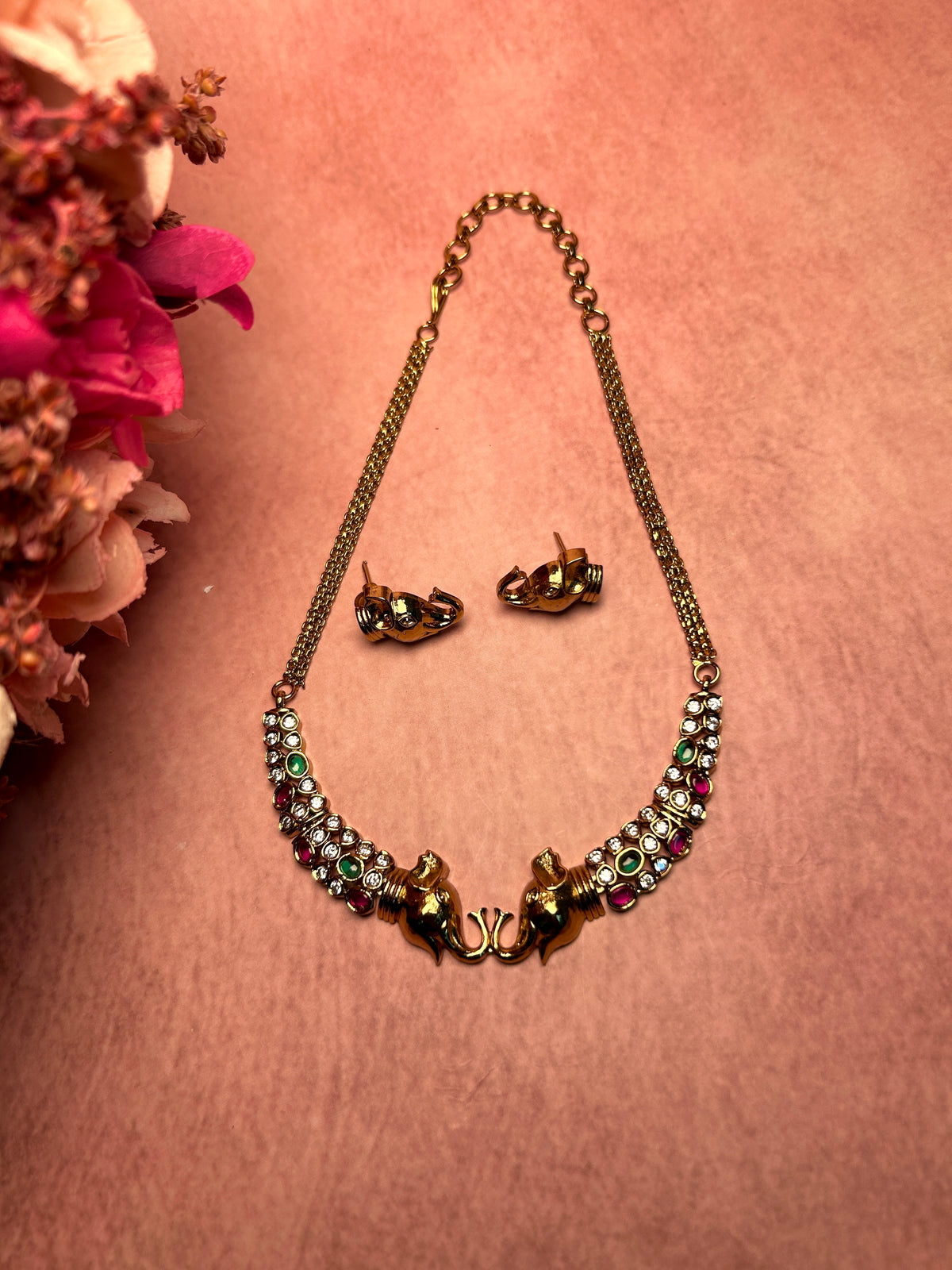 Elephant motif Ruby & Green Stone Hasli Necklace set