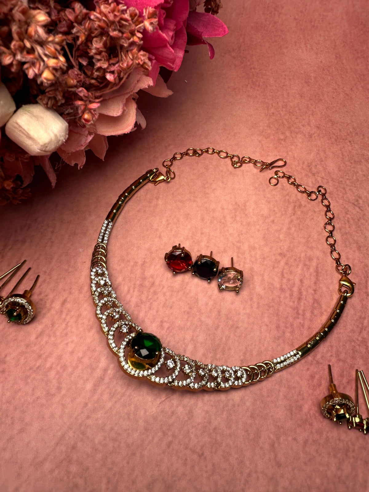 Interchangeable Stone Hasli Necklace Set