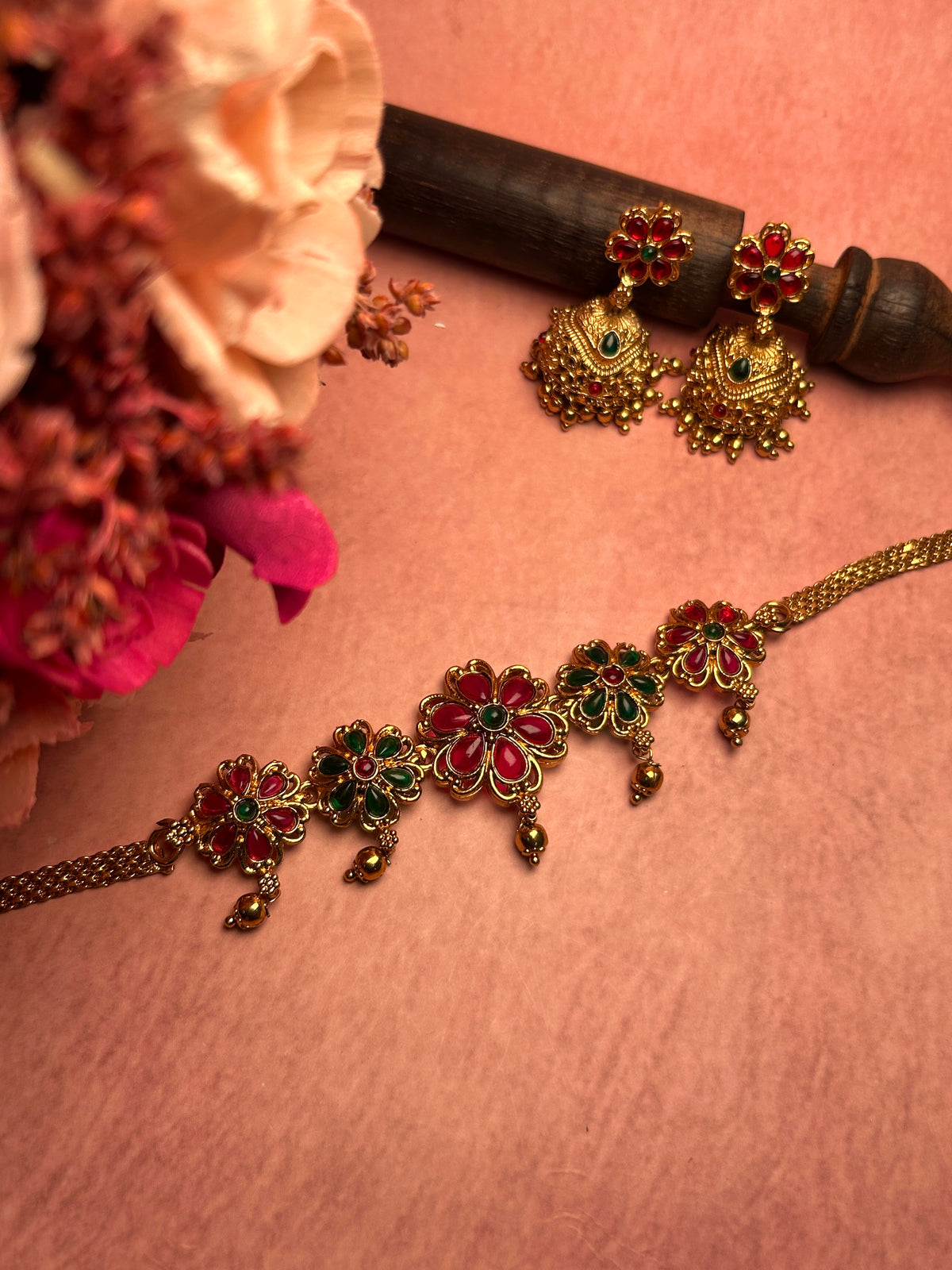 Antique Kemp Choker Jhumka Set