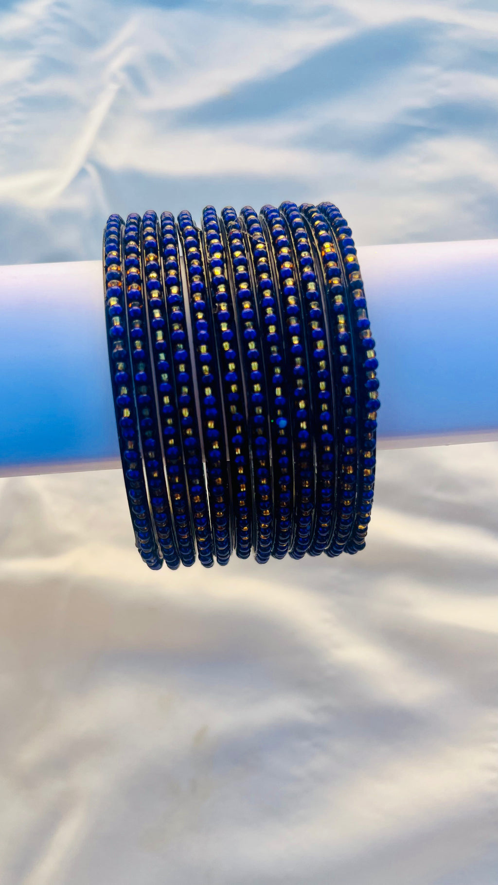VIHANTH NAVY BLUE GLASS BANGLE VH067