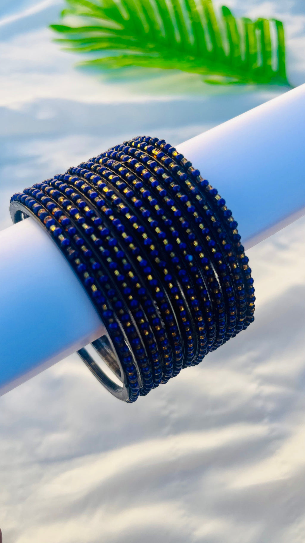 VIHANTH NAVY BLUE GLASS BANGLE VH067