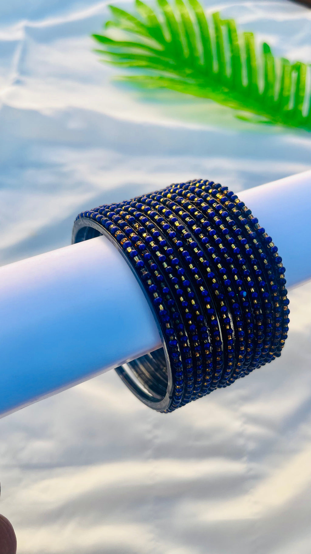 VIHANTH NAVY BLUE GLASS BANGLE VH067