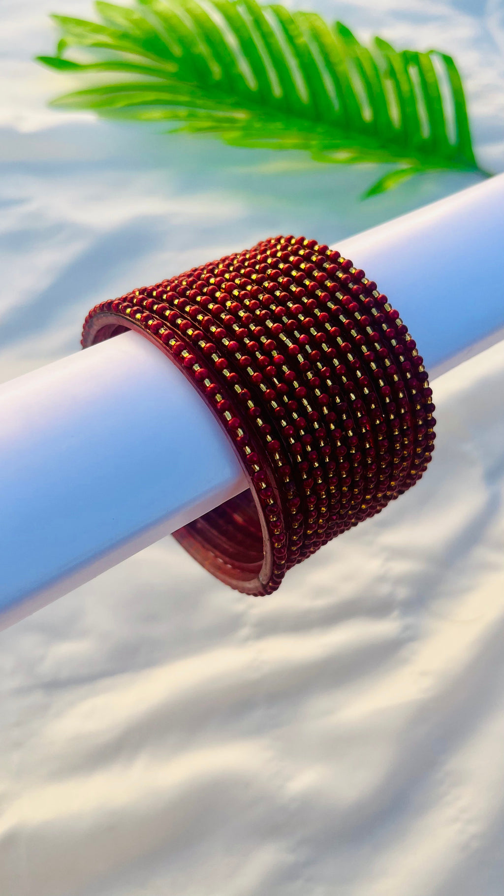 VIHANTH MAROON GLASS BANGLE VH072