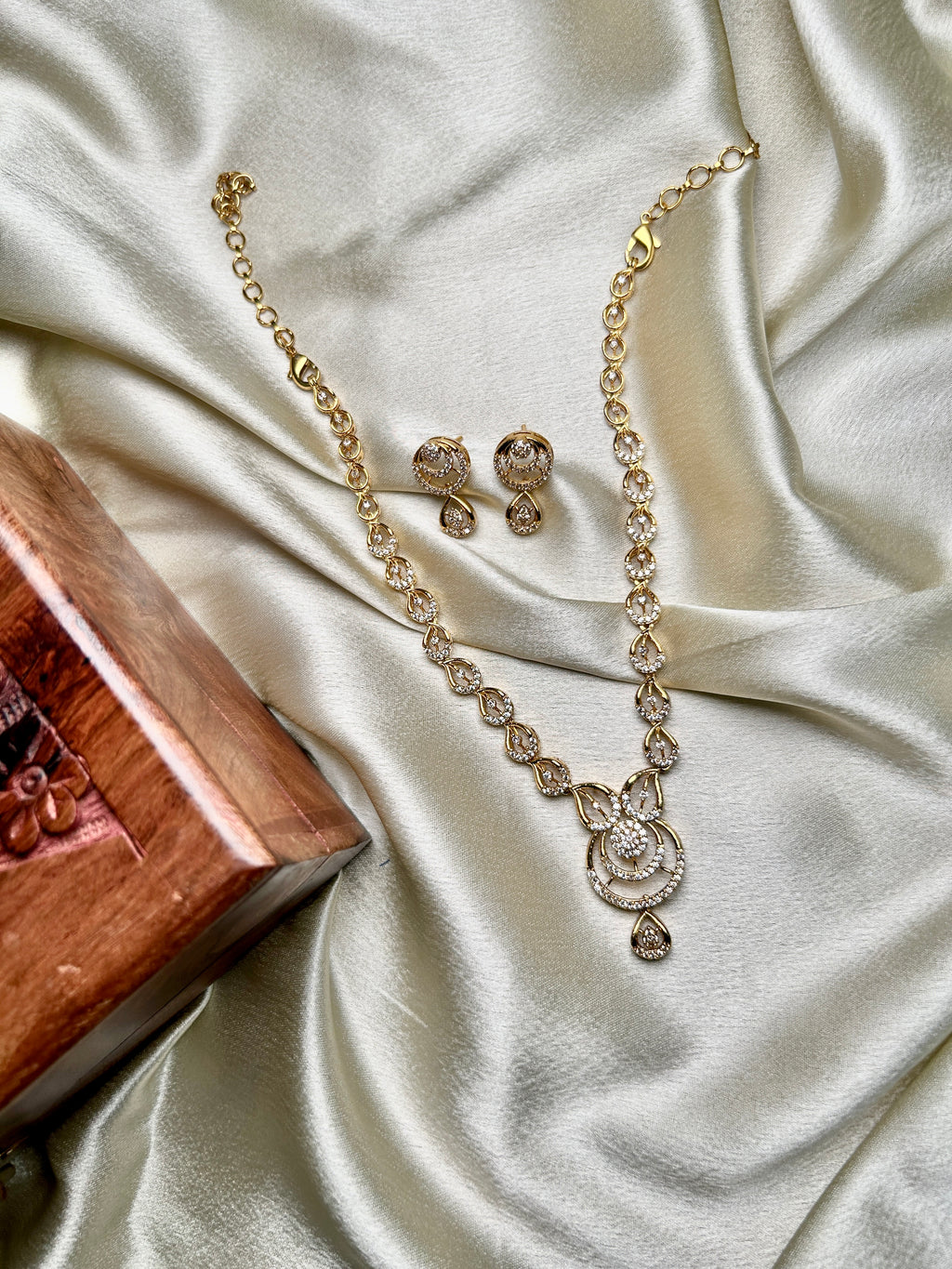 Dewdrop Gold Toned AD Necklace set
