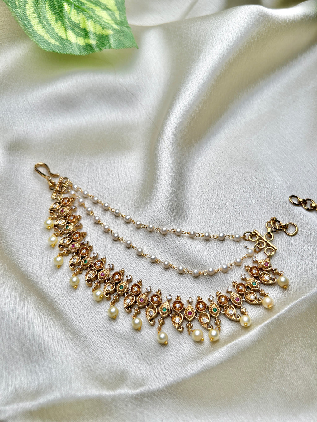 Gold Toned Cluster Motif Layered Pearl Maatal