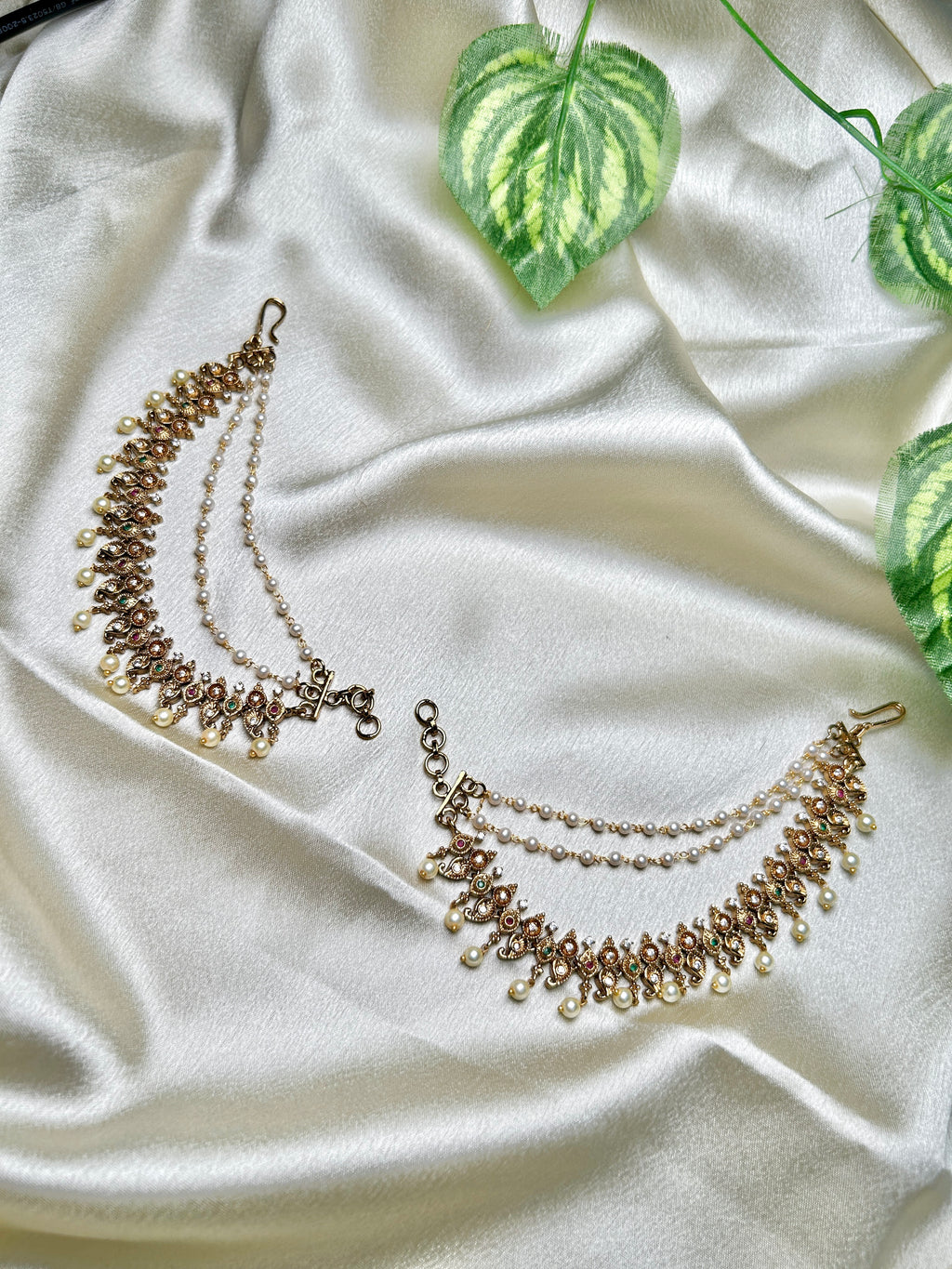 Gold Toned Cluster Motif Layered Pearl Maatal