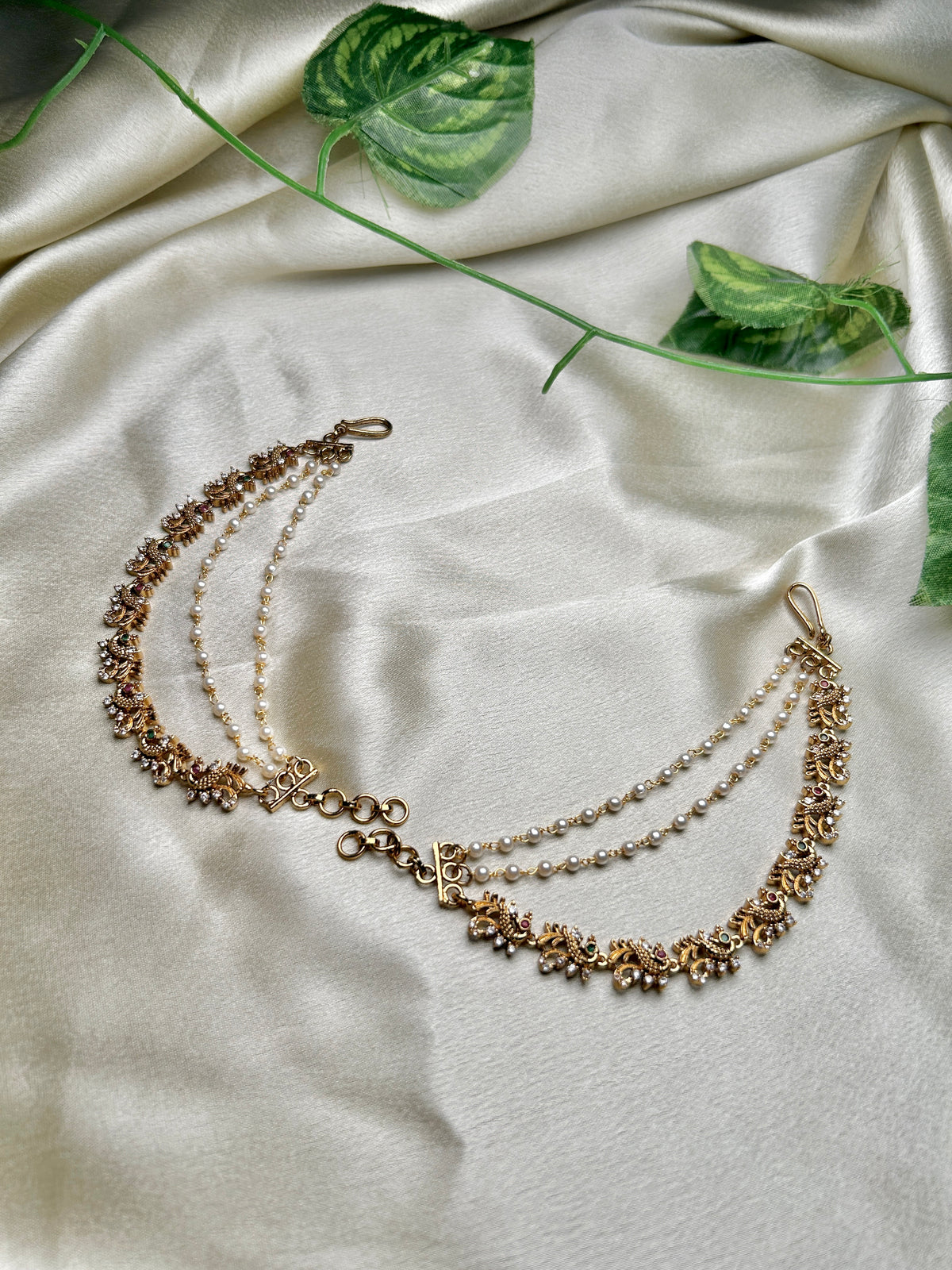 Peacock Pearl Layerd Ear chain