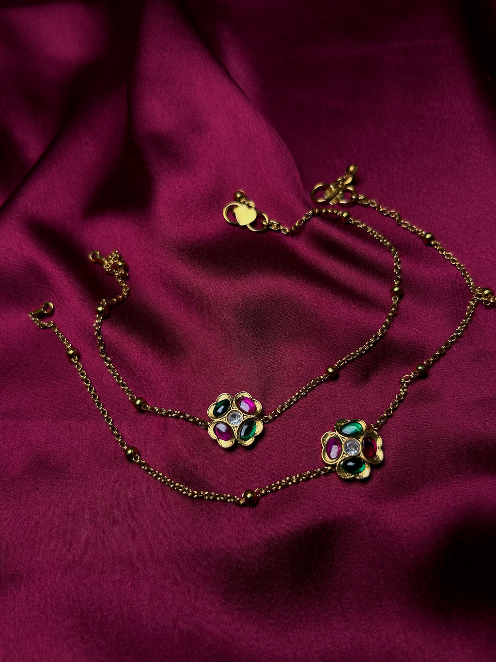 Antique kemp stone anklet